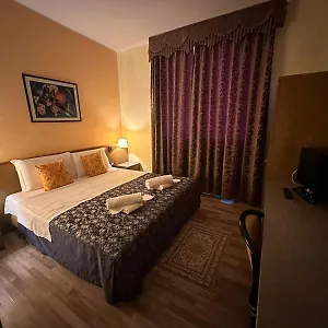 hotel-raffaello-spinea.hotelinveneto.com/